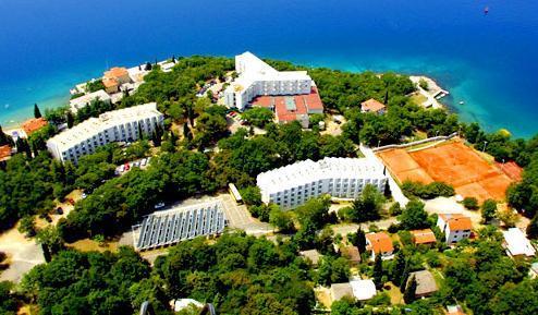 Hotel Adriatic Omisalj ภายนอก รูปภาพ