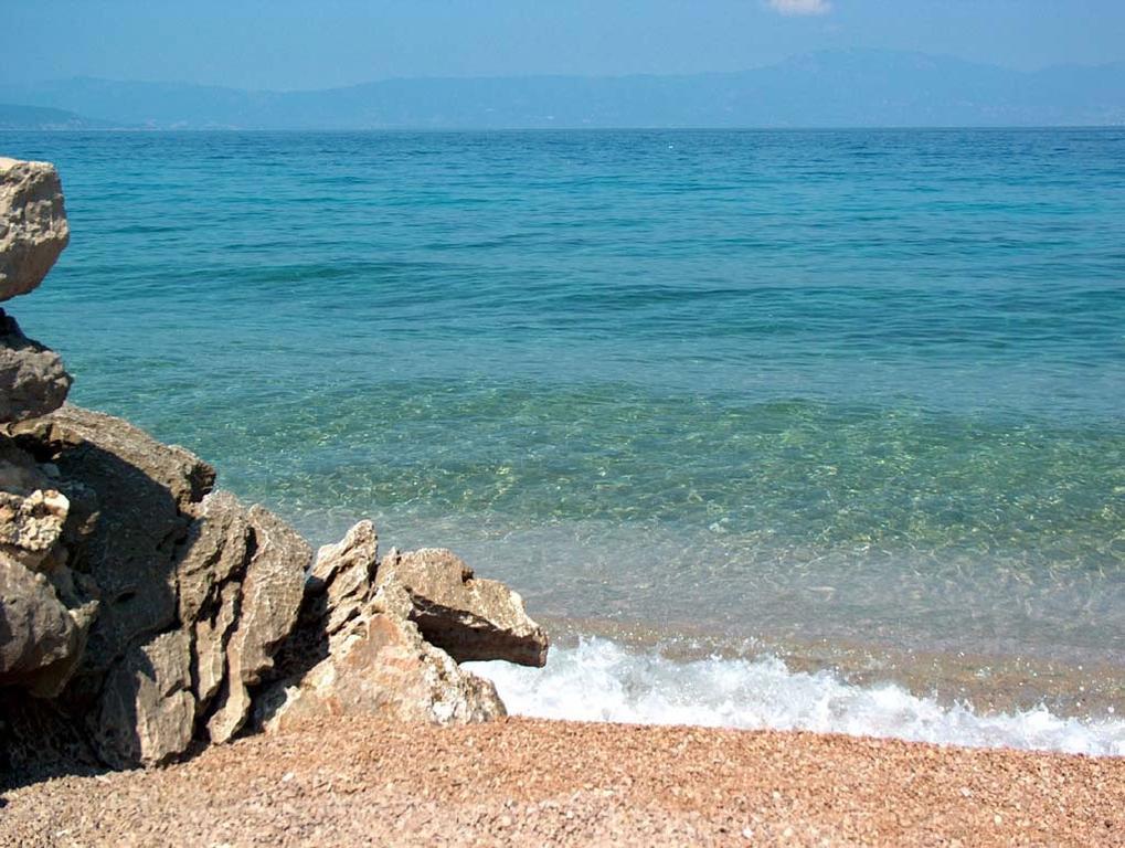 Hotel Adriatic Omisalj ภายนอก รูปภาพ