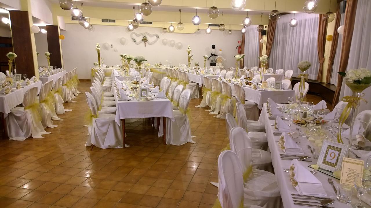 Hotel Adriatic Omisalj ภายนอก รูปภาพ