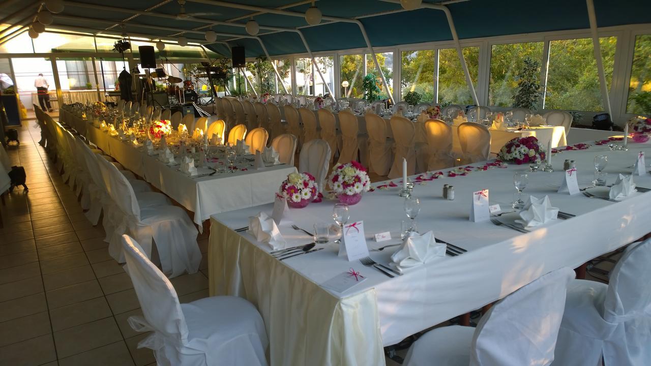 Hotel Adriatic Omisalj ภายนอก รูปภาพ